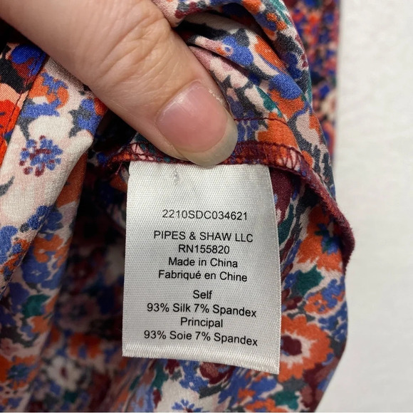 Veronica Beard Silk Chilton Blouse Pink Floral 4 - Picture 16 of 16